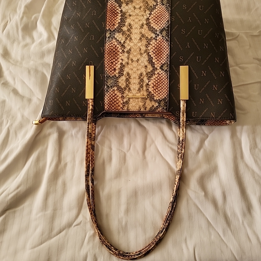 Sunny shoulder bag